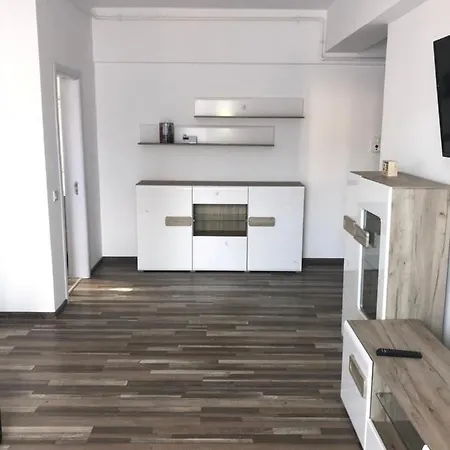 Labirint Apartamento *